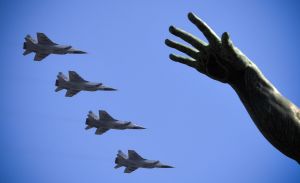 Is Russia’s defense industry too busy to take on another fighter jet project?