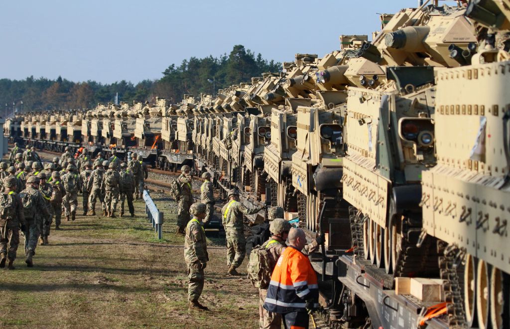 US to fast-track Abrams tanks for Ukraine by choosing older version