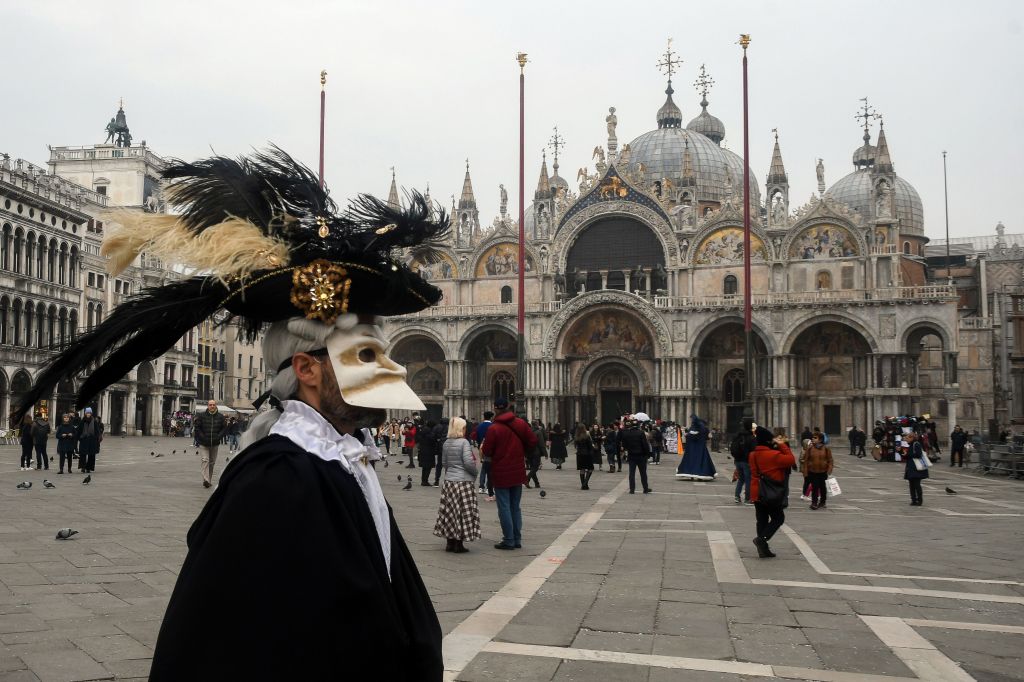 School via cell phone? Army families prepare for coronavirus siege in Italy