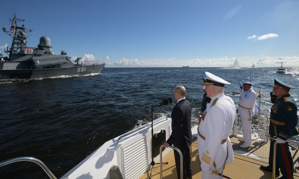 Norway and Russia sharpen transparency pact on warship, aircraft moves