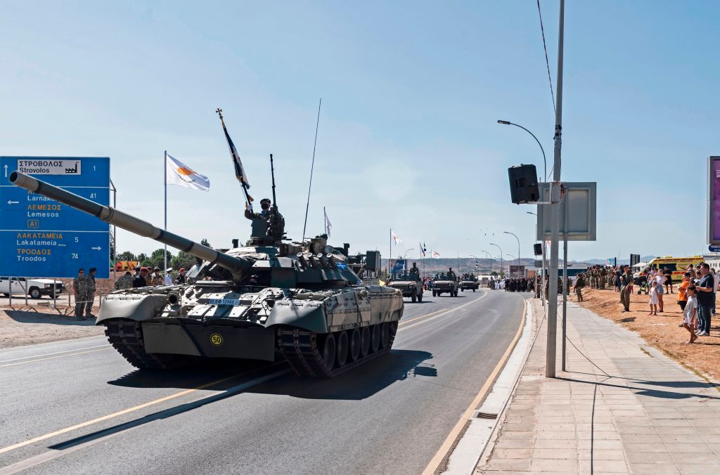 Cyprus, UAE sign first military cooperation agreement