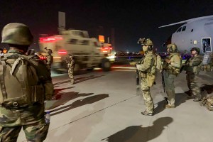 As US military sticks to airport, British and French forces are rescuing their citizens in Kabul: reports