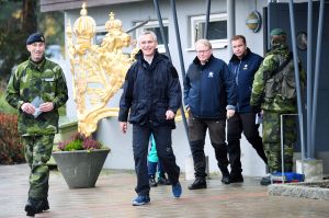 Finland and Sweden intensify talks on joint NATO application