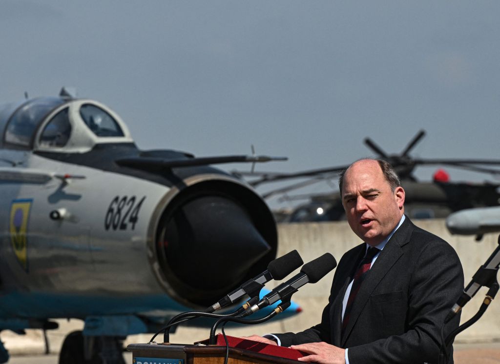 Ben Wallace to remain defense secretary in new UK government