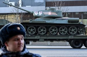 US poised to bite into Russia’s global defense market share