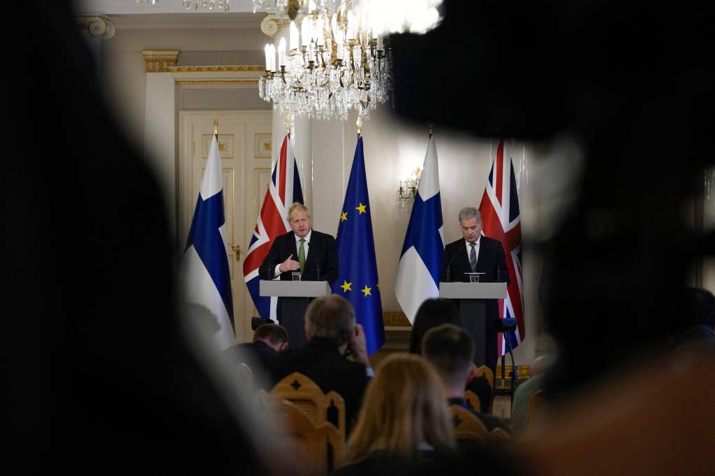Finland’s top leaders press for rapid NATO membership