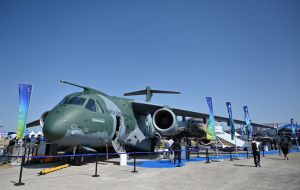 Embraer banks on Farnborough Airshow to boost C-390 cargo plane sales