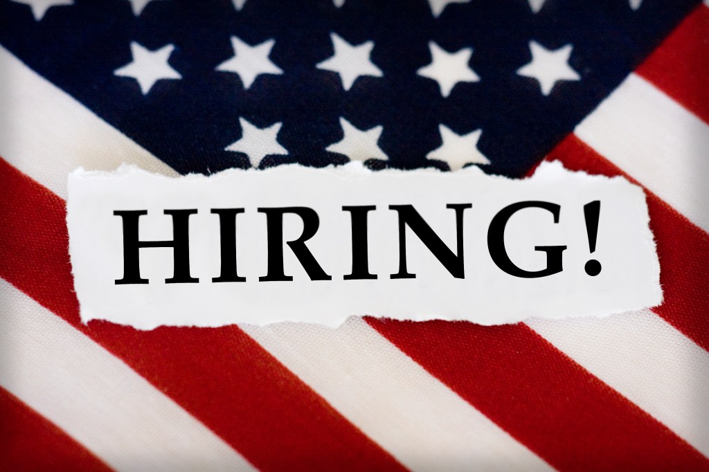 Paying relocation, recruitment bonus to federal workers may get easier