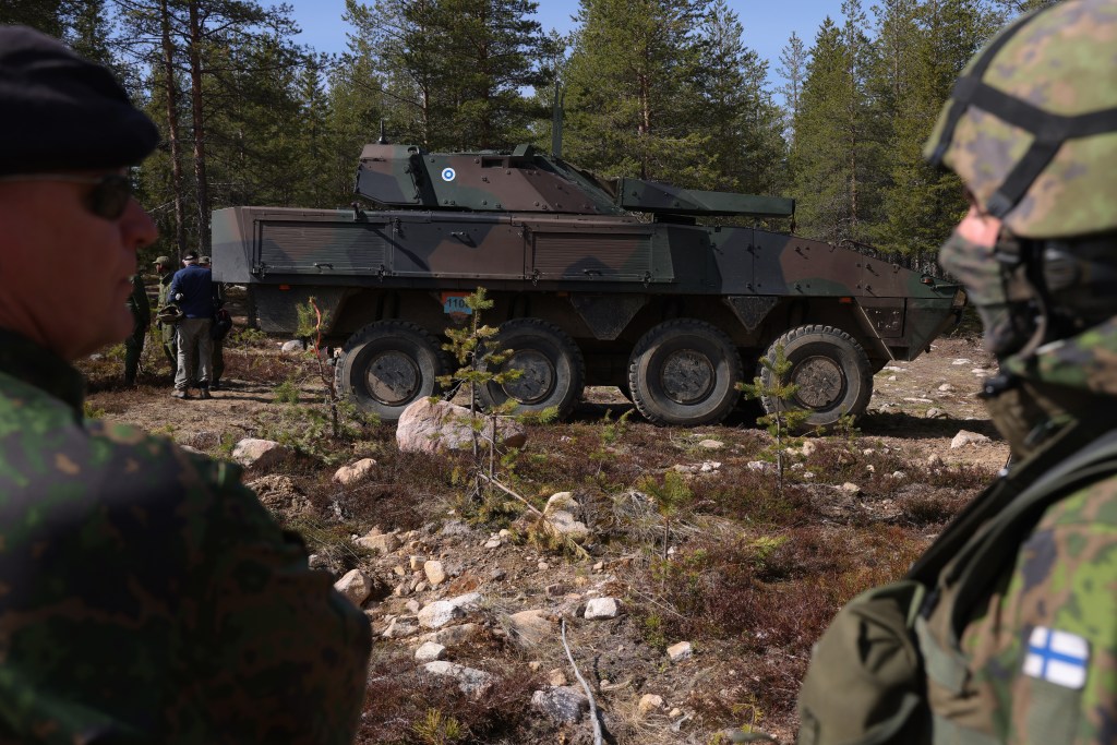 Finland refutes nuclear weapons ‘siting’ and reinforces border