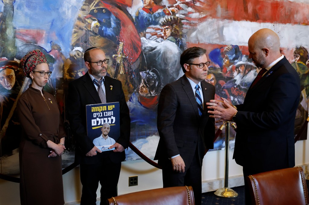 House fails to pass Israel aid amid Ukraine standoff with Biden