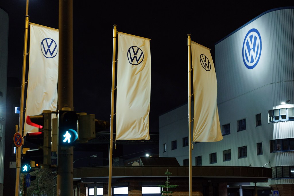 Volkswagen in talks to make Iron Dome parts at struggling German auto plant: report