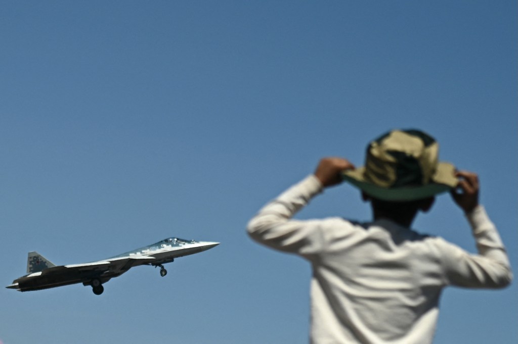 Putin offers Su-57 to India as New Delhi faces stealth fighter gap
