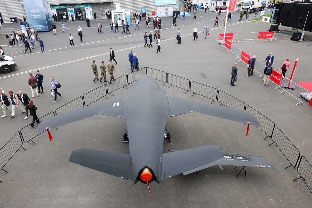 German air show opens under shadow of Iran war, fighter project collapse
