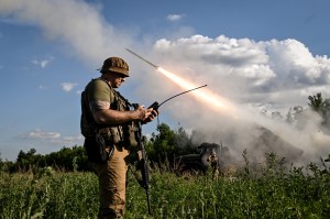 Russian troops survive just 20-30 minutes on Ukraine’s front lines, CIA director says