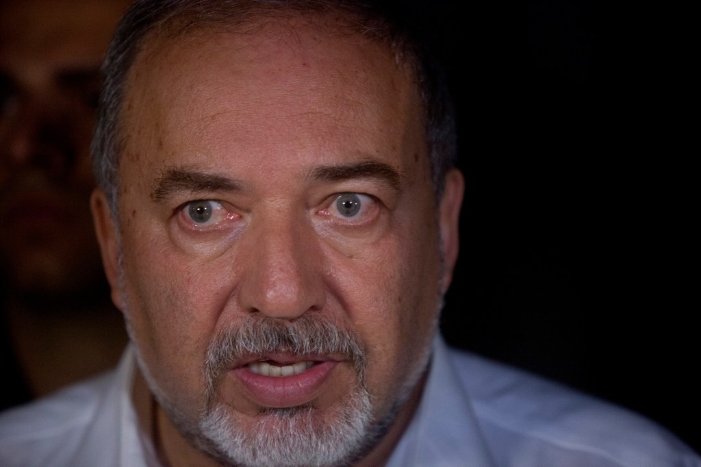 Israeli defense minister seeks defense budget boost