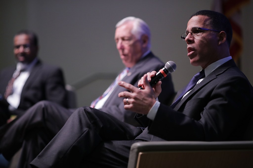 Lawmakers want cyber champion for feds