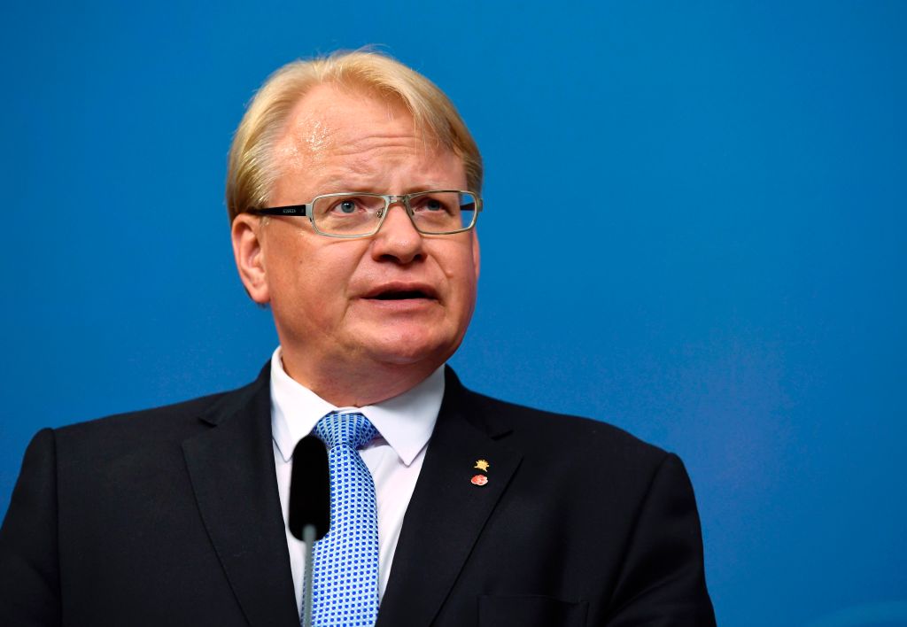 Sweden’s defense minister faces vote of no-confidence