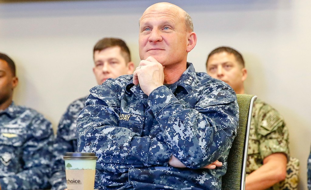 Navy to nominate three-star for CNO
