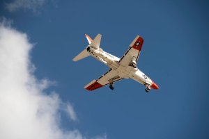 Bird strike caused T-45 Goshawk crash last August, investigation finds