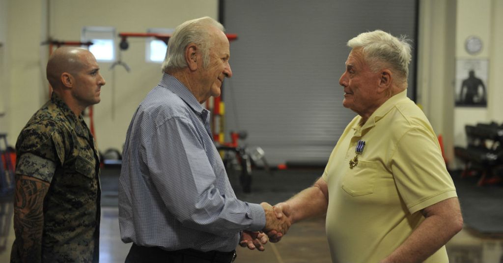 Marine Corps pilot receives Distinguished Flying Cross, 52 years after the fact