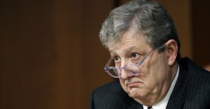 Senator looks to hold Labor pay raises hostage