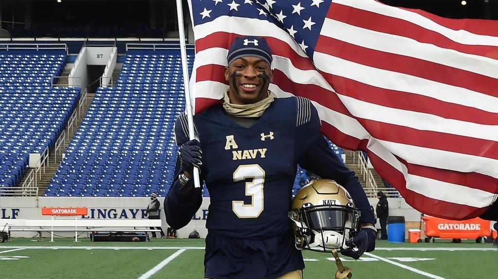 Navy says no to NFL hopeful’s request to postpone service, pursue Buccaneers roster spot