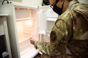 Nursing mothers must have refrigerator access under new Air Force rules