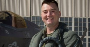 Air Reserve test pilot, a 16-year Marine vet, killed in traffic accident