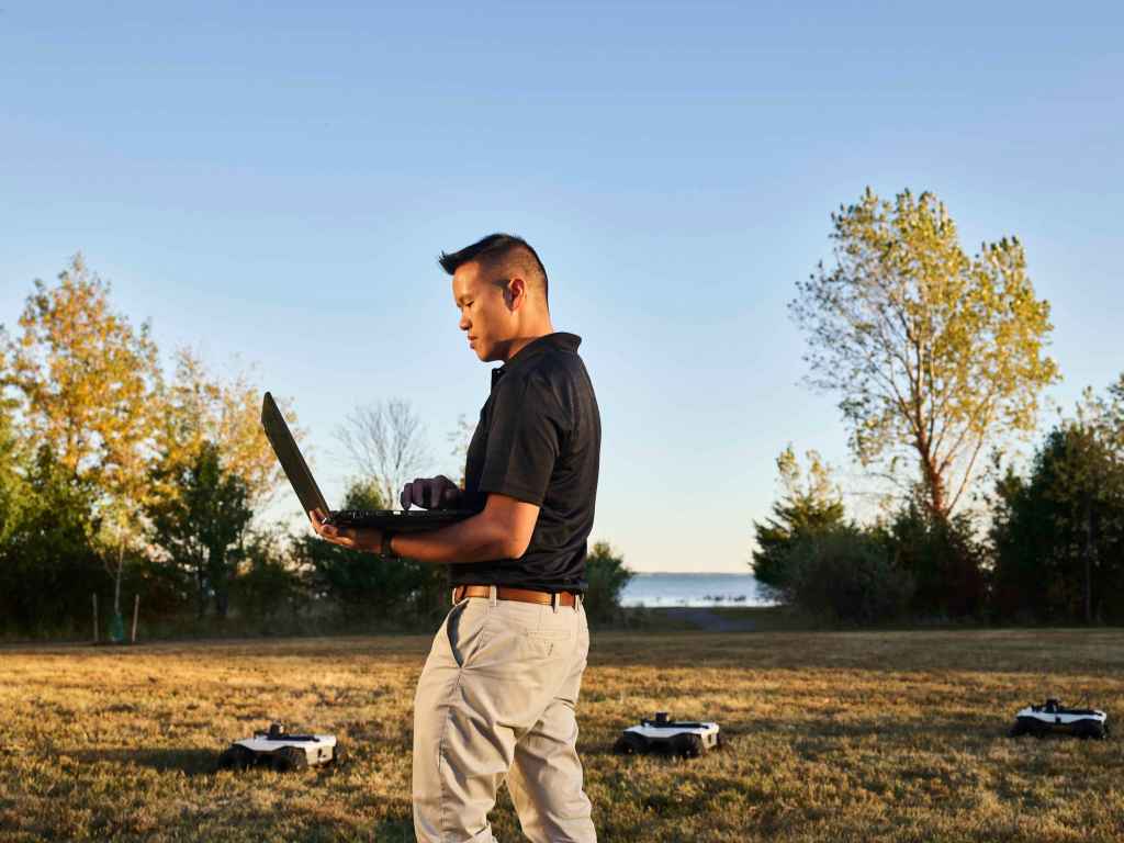 Swarm grammar: DARPA to test whether single user can control 200 drones
