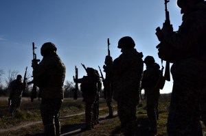 US to send Ukraine $275M in new weapons to bolster Kyiv before Trump
