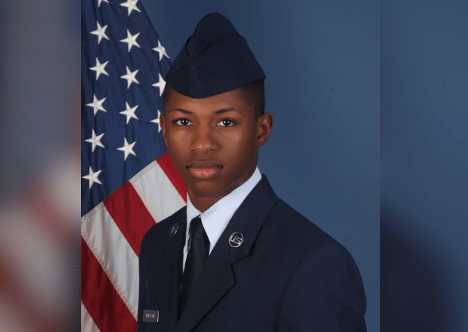Lawyer: Deputy who fatally shot Florida airman had wrong apartment