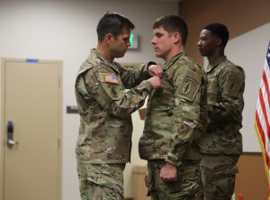 Green Beret receives Soldier’s Medal for saving crash victims