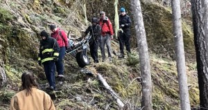 Hiker crawls for hours with broken ankle to reach 911 service