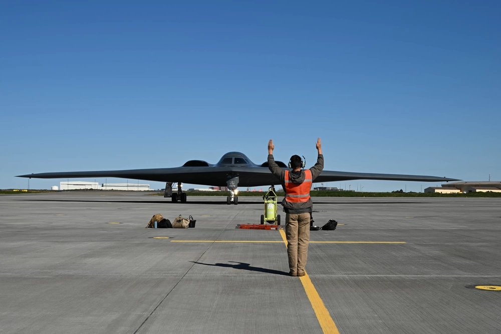 B-2 Spirit bomber task force deploys to Iceland