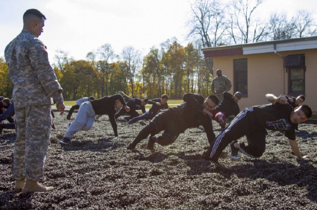 To draw more soldiers, the Army wants more recruiters, bigger budgets and a better slogan