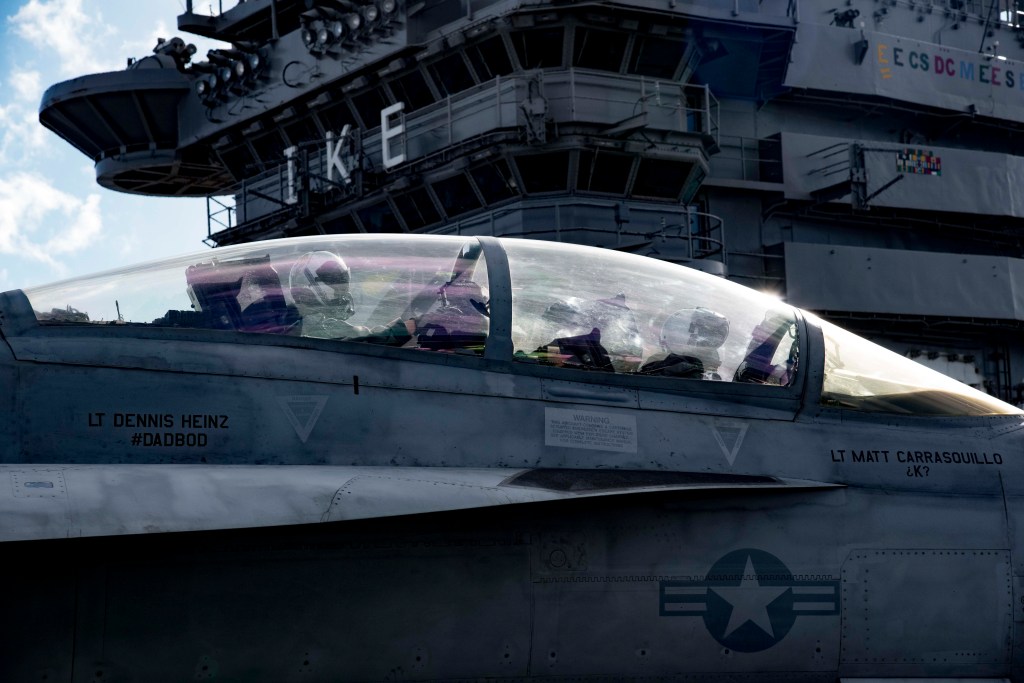 Carrier Ike, Wasp groups and 22 MEU returning home for New Year’s