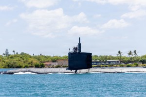 USS Charlotte crew that reportedly sank Iranian frigate awarded Navy Unit Commendation