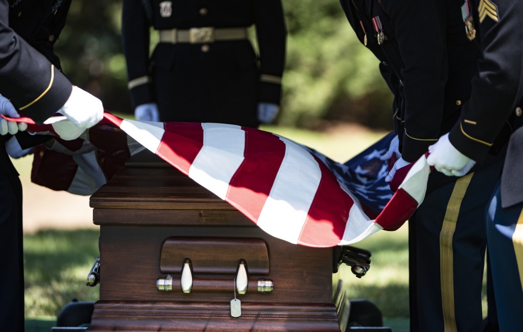 Officials didn’t properly track organs of deceased troops, report says