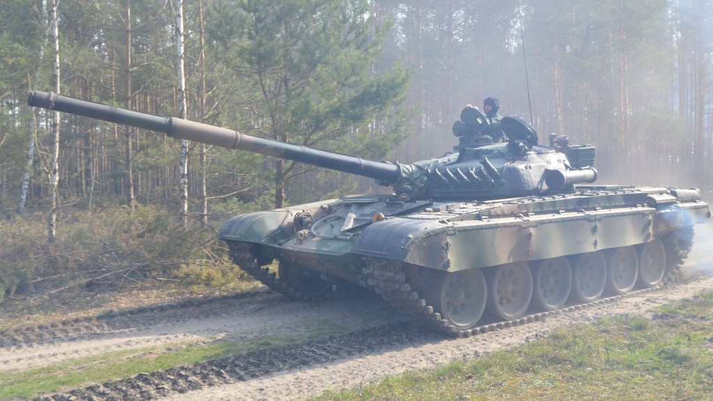 Poland confirms T-72 tank delivery to Ukraine, with Challenger 2 tanks to fill gap
