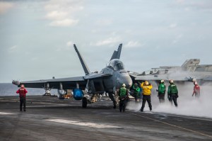 Select Navy reserve aviators eligible for up to $40,000 in annual bonuses