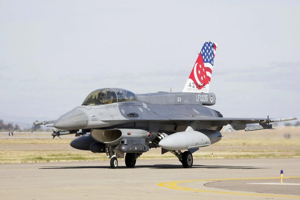 US approves location for Singaporean F-16, F-35 training