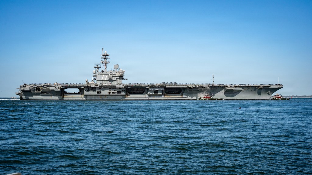 Navy dishes out awards for top mess halls