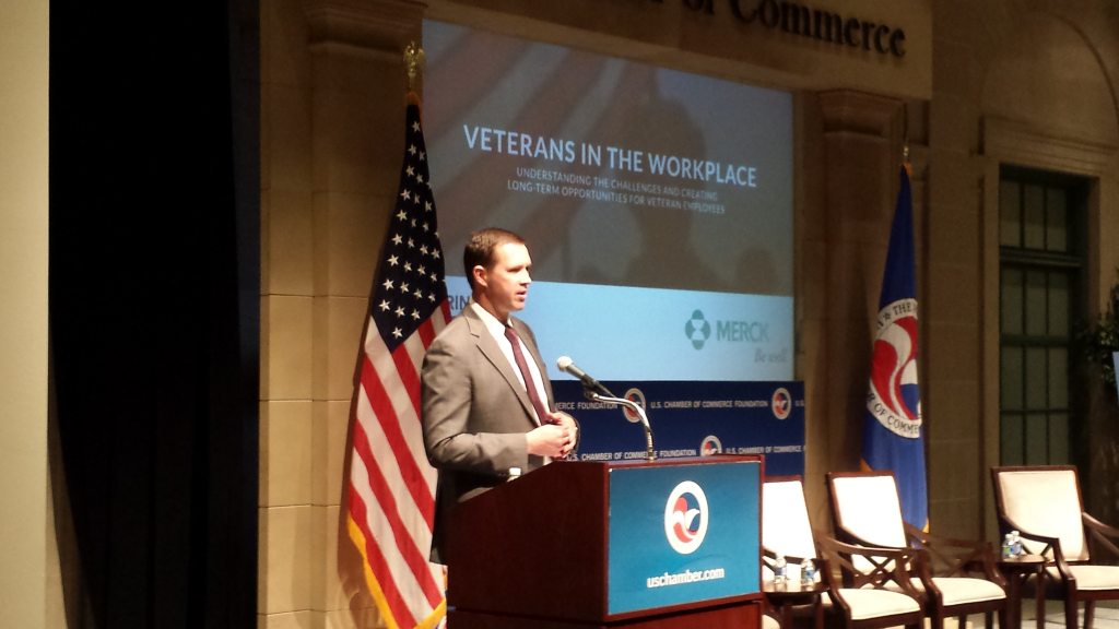Report: Civilian hiring managers love veterans, but don’t always understand them