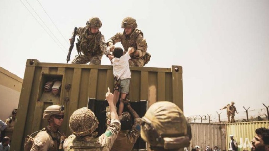 Veterans and bi-partisan group of lawmakers look forward to Afghan war commission