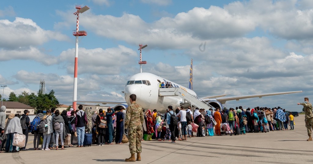 How secure collaboration improves quality of military decision making
