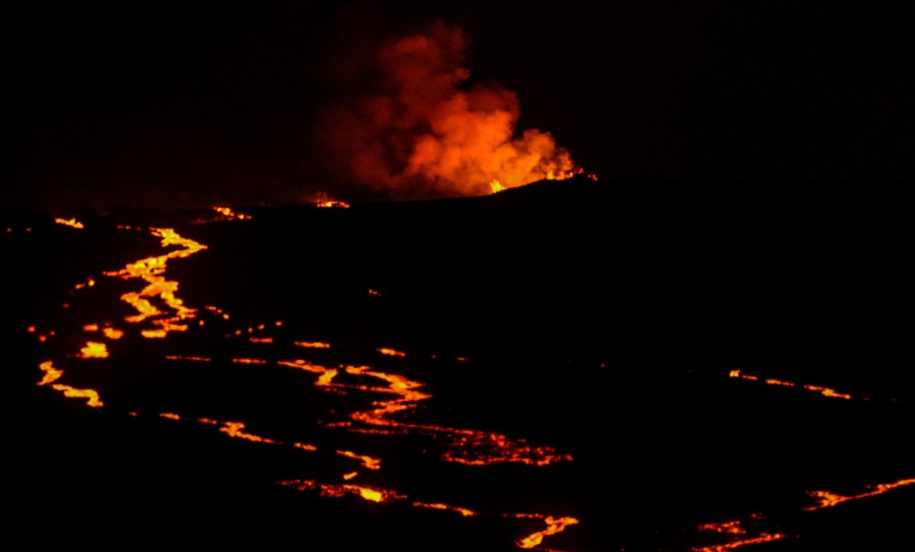Hawaii National Guard activates after volcano eruption