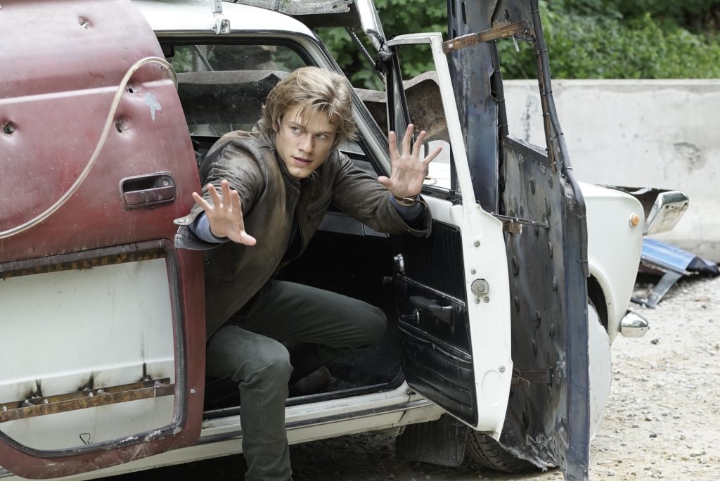 Army brat Lucas Till takes over title role in ‘MacGyver’ reboot