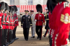 Former Joint Chiefs chairman named honorary knight