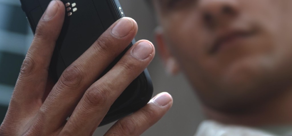 Corps denies using dating apps to recruit new Marines