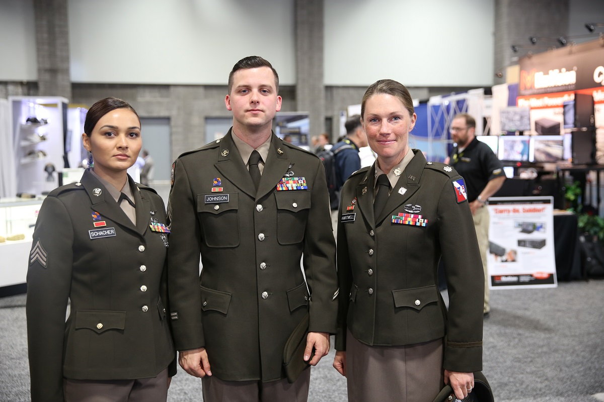 Pinks and greens' are the throwback jersey the Army needs